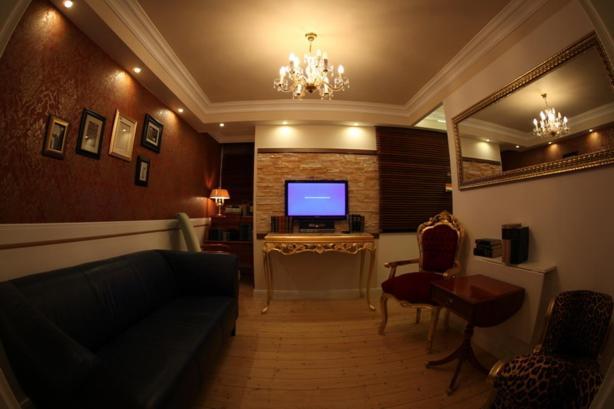 Golden Apartments Есен Екстериор снимка