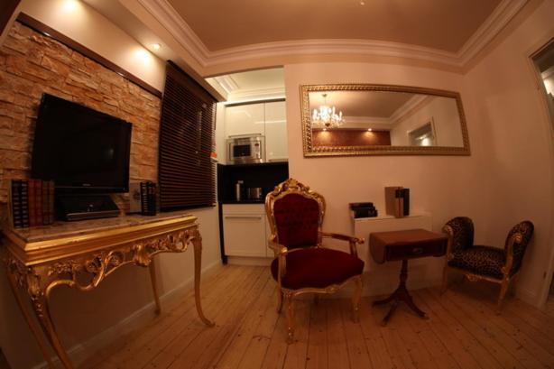 Golden Apartments Есен Екстериор снимка