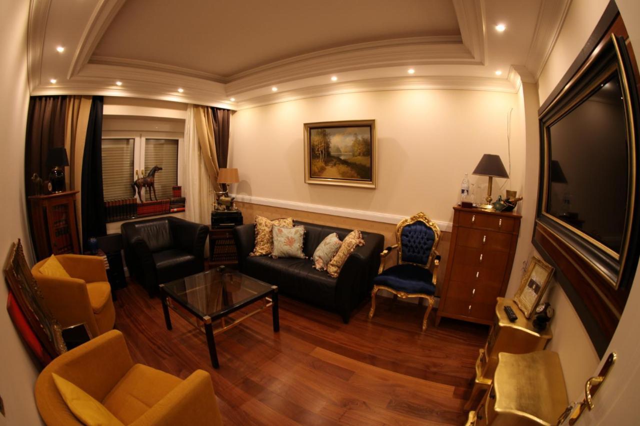 Golden Apartments Есен Екстериор снимка