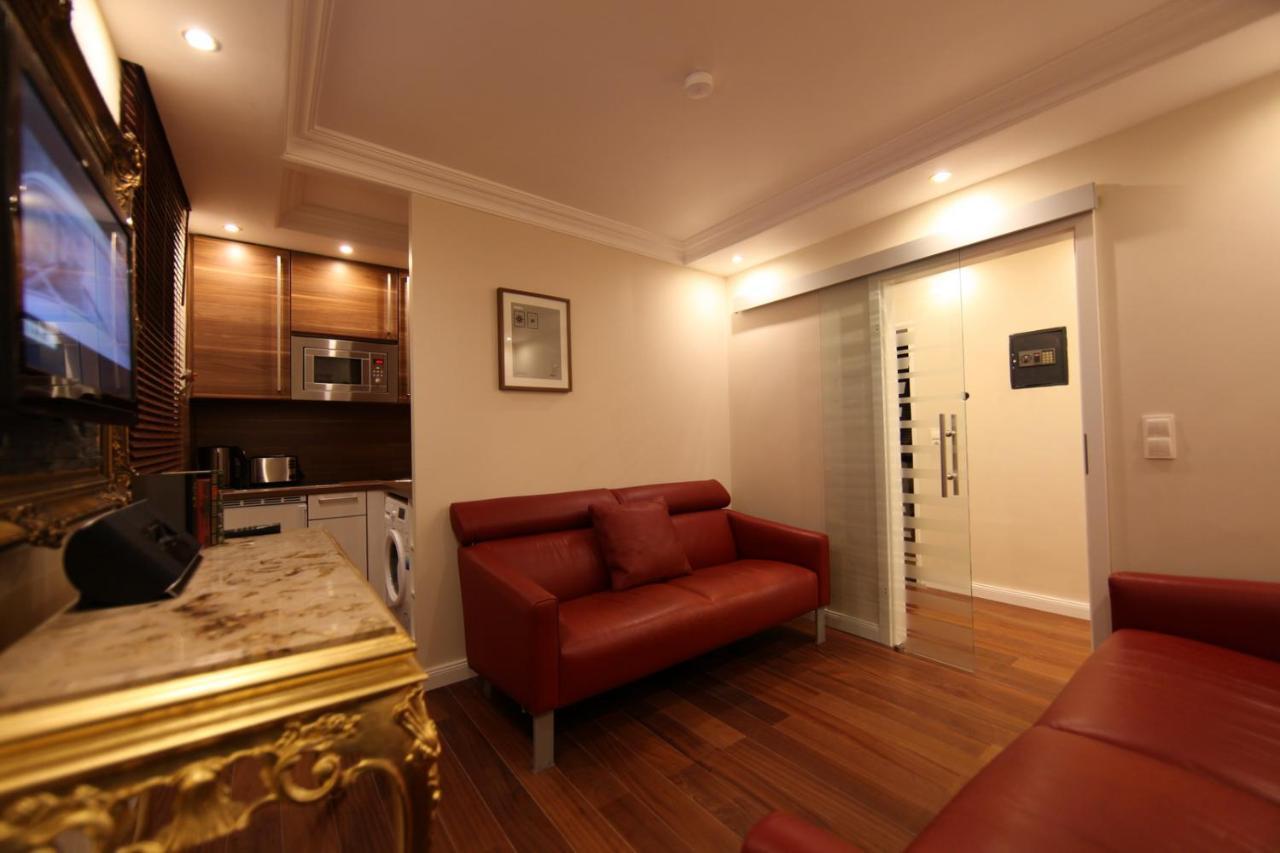 Golden Apartments Есен Екстериор снимка